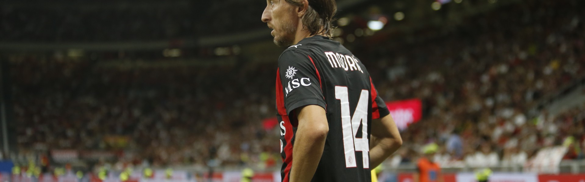 KY开云官网体育下载-隆戈：莫德里奇自国家队归队米兰，即将迎战博洛尼亚