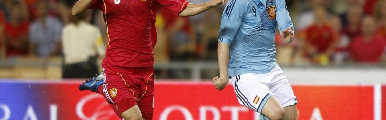 KY开云官网体育下载-14年前国足0-1西班牙！当时阵容：卡西、哈维出战，郑智等人先发