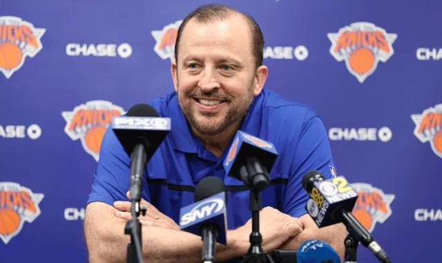 KY开云官网体育下载-球痴主帅“争辩”也有技巧，不针对个人让裁判服气