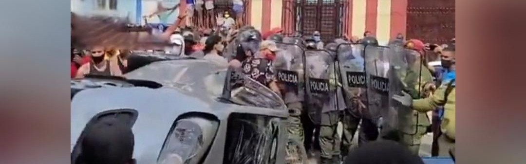 KY开云官网-撑不住了！古巴街头掀车围警，饥寒交迫之下，政府终于向美国低头